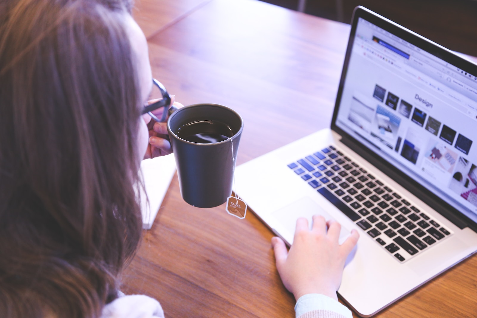 Tea at a laptop